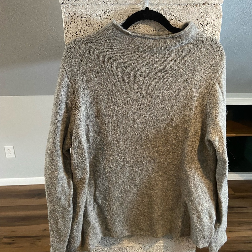 Lolë Gray Soft Turtleneck Sweater